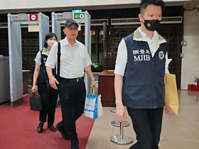 子公司增資13.4億收購外商，隱匿「財務黑洞」害投資人慘虧，聚鼎董事長朱復華500萬交保